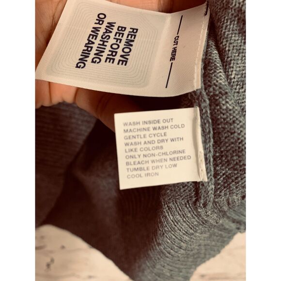 Gap Cashmere Blend V-Neck Sweater Women’s Medium Heather Gray Luxe Layering - Picture 5 of 7